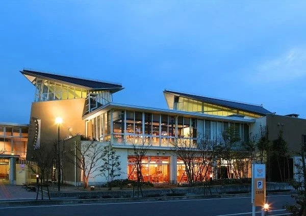 愛知・瀬戸でアウトドアと温泉を満喫！「ウッドデザインパーク瀬戸」が長久手温泉「ござらっせ」との周遊企画を開始